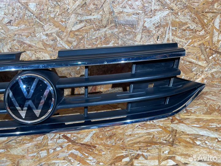 Решетка радиатора VW Tiguan 2 рестайлинг