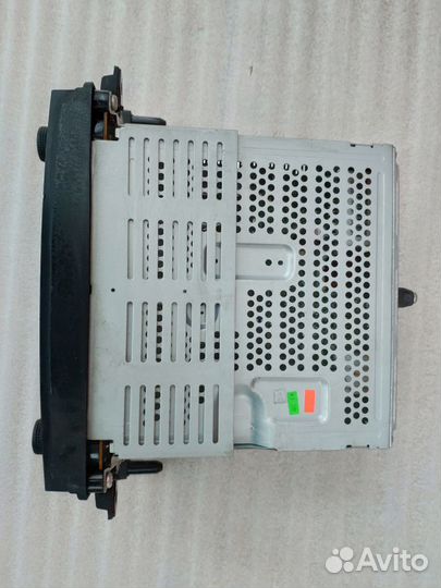 Магнитола для Mazda CX-7 штатная