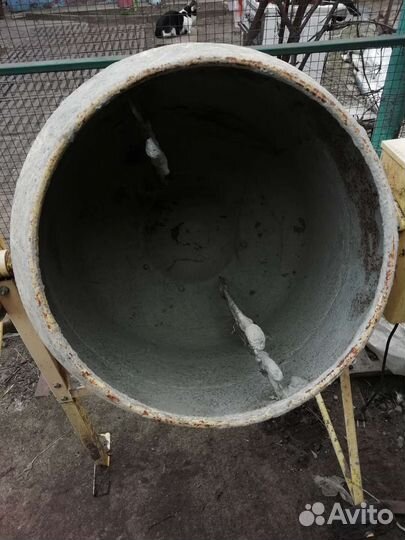 Электрическая бетономешалка в аренду