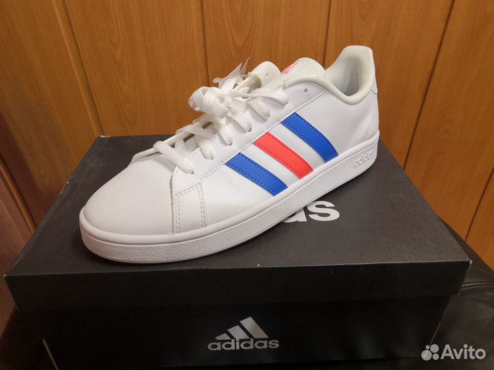 Новые кроссовки adidas grand court 44р