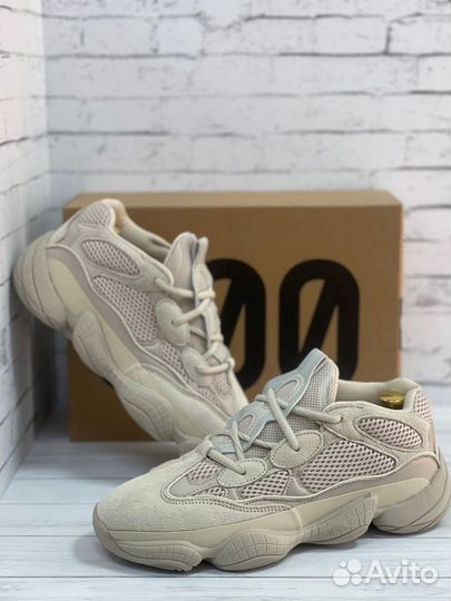 Кроссовки Adidas Yeezy Boost 500