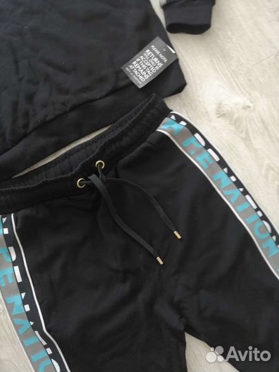 Спортивный костюм женский новый 48 размер