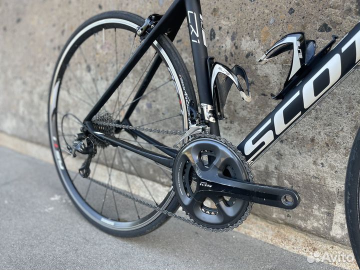 Шоссейный велосипед Scott CR1 10