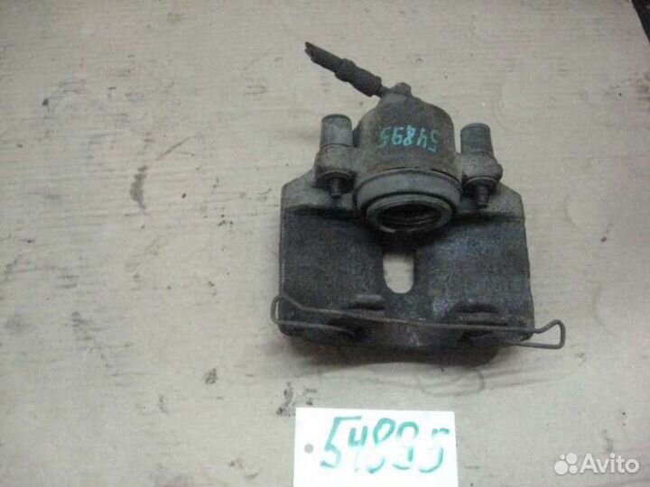 Суппорт тормозной передний левый VW Passat B6 2005