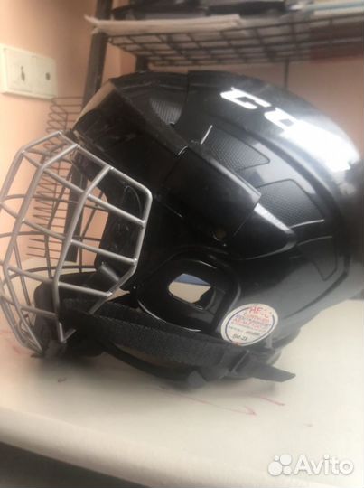 Хоккейный шлем для полевого