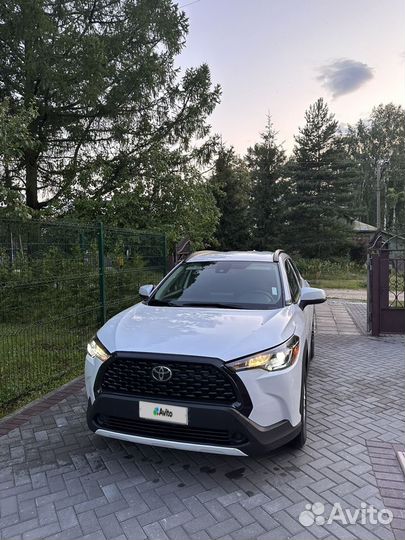 Toyota Corolla Cross 2.0 CVT, 2022, 12 000 км