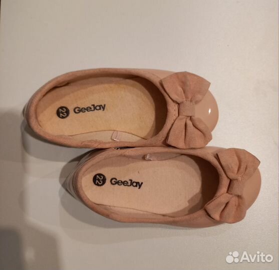 Туфли на девочку 21-22