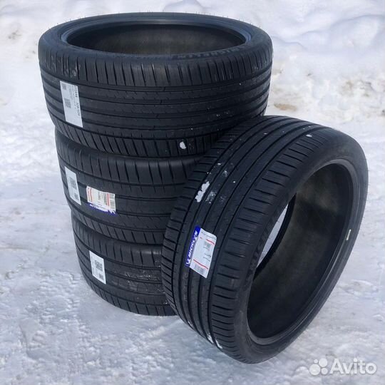 Michelin Pilot Sport 4 S 285/40 R23 и 325/35 R23 115Y