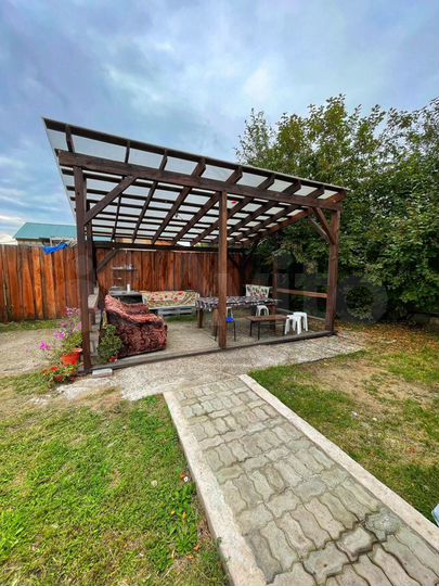 Дом 250 м² на участке 10 сот.