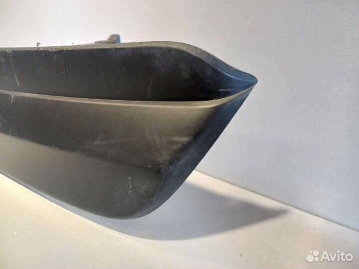 Губа заднего бампера задняя Toyota Highlander 2015