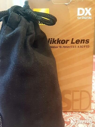 Объектив Nikon 18-70 G ED