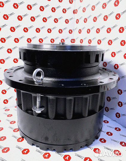 Редуктор хода Komatsu PC300-8 207-27-00260