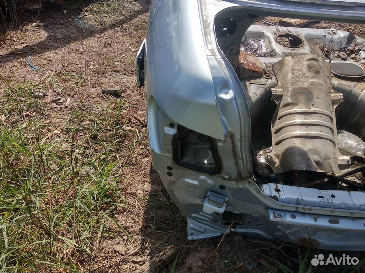 Задняя часть Ниссан Альмера N16