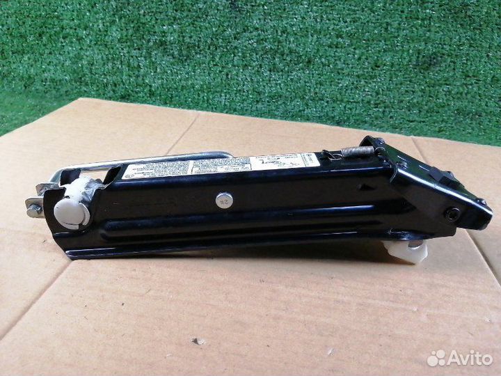 Домкрат Mercedes-Benz C-Class W203 M272 2007