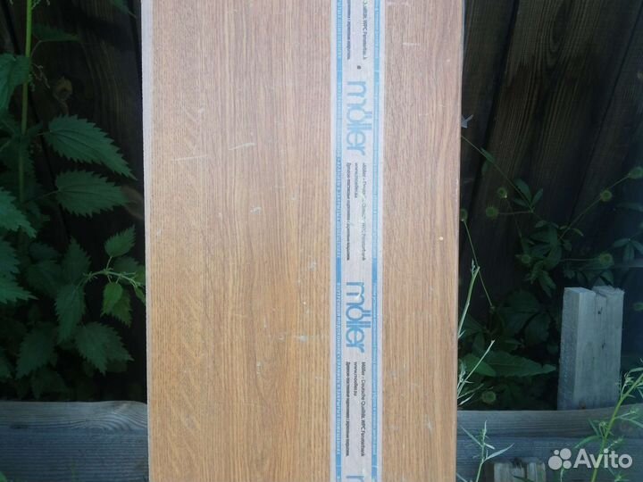 Белые цветные деревянные подоконники