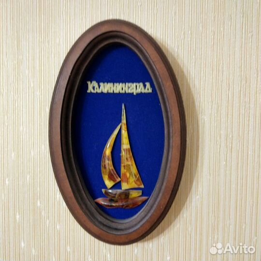 Панно из янтаря 