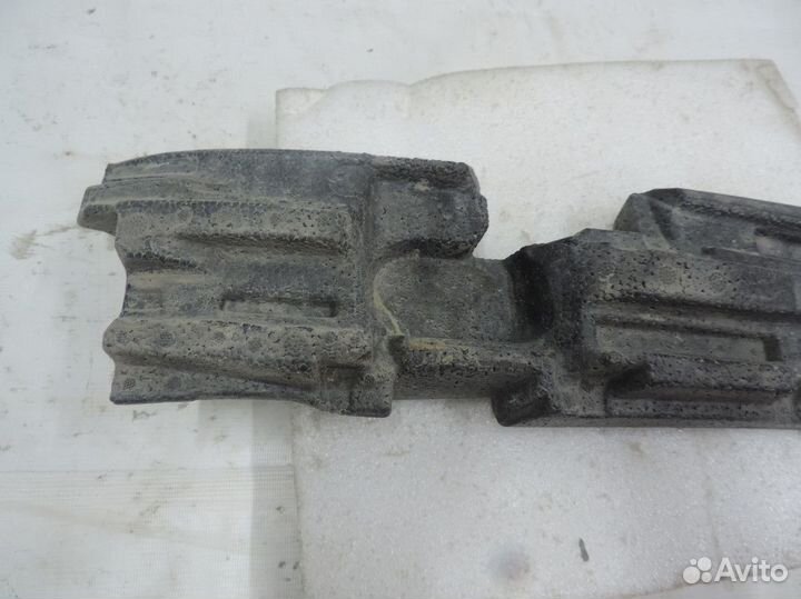 Абсорбер переднего бампера правый Mercedes-Benz E