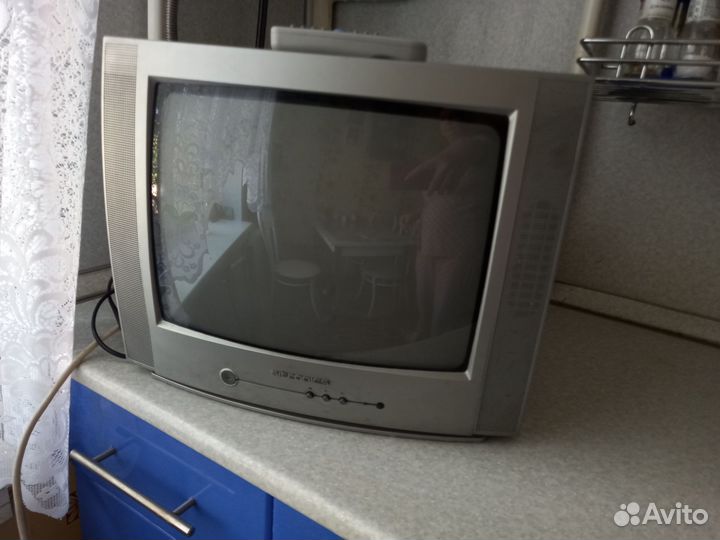 Телевизор