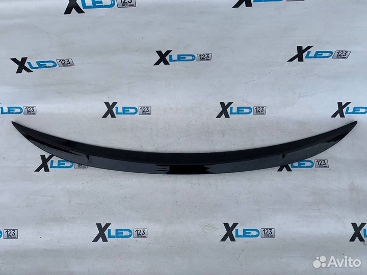 Спойлер Mercedes W213 AMG чёрный глянец