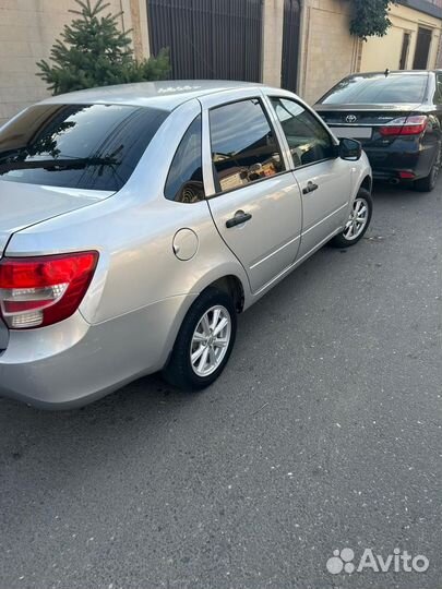 LADA Granta 1.6 AT, 2013, 190 000 км