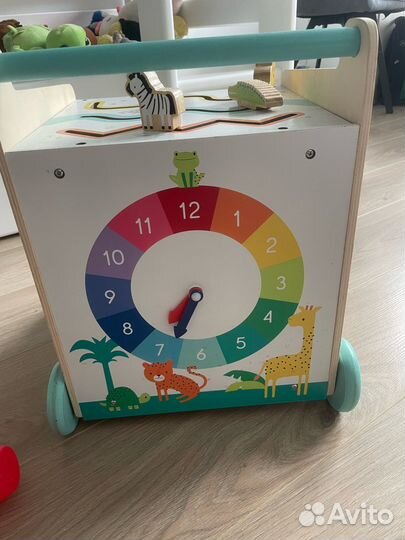 Развивающий центр, бизиборд, каталка