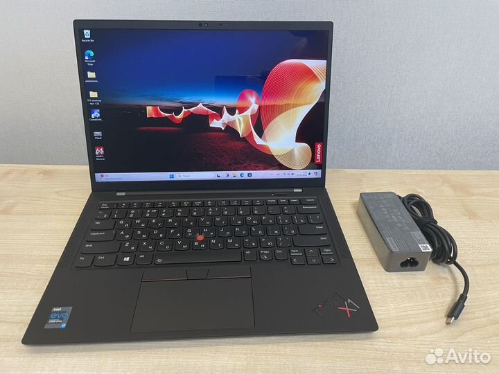 Ультраьук Lenovo X1 Carbon Gen 9 - 4k / i7 / 512GB