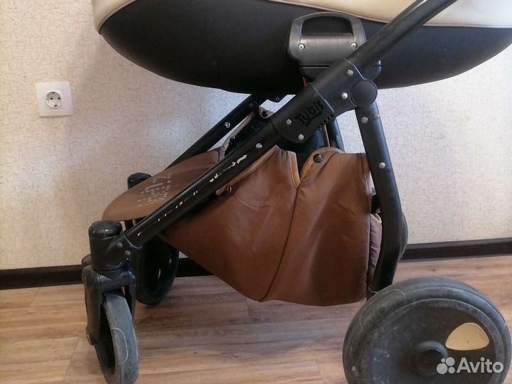 Коляска zippy 3 в 1