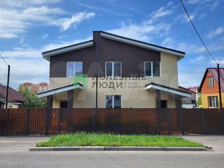 Коттедж 116 м² на участке 2 сот.