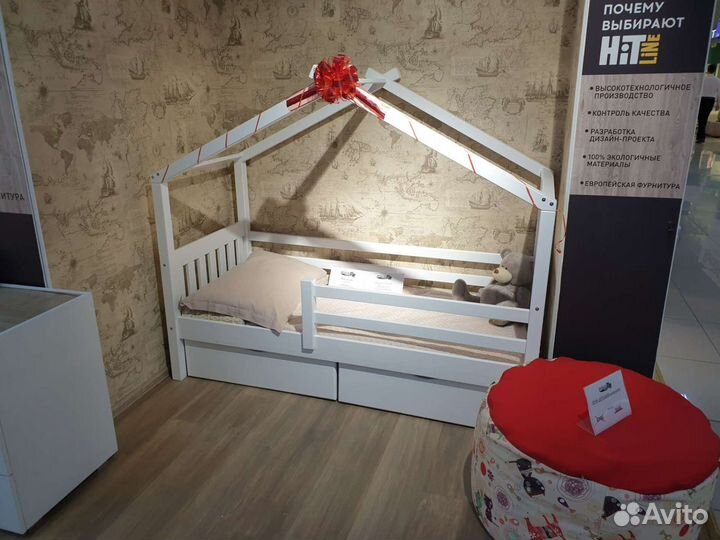 Кровать Соня домик массив сосны