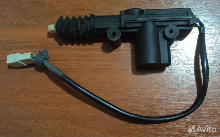 Электропривод замка двери на ваз 2110-2112