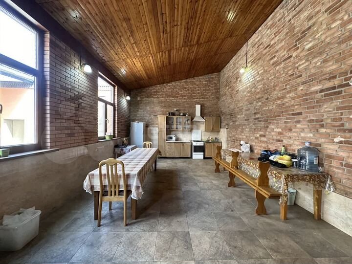 Дом 313 м² на участке 30 сот.