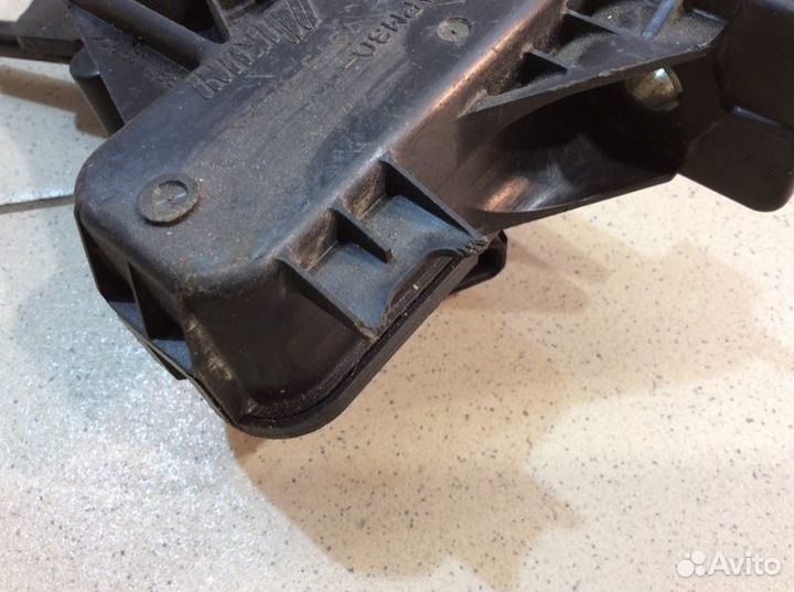 Педаль газа Mitsubishi Pajero Sport KH 2008-2015