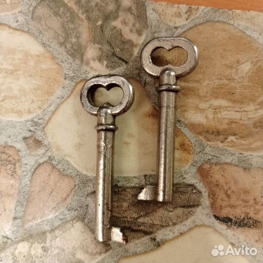 Ключ от гардероба СССР