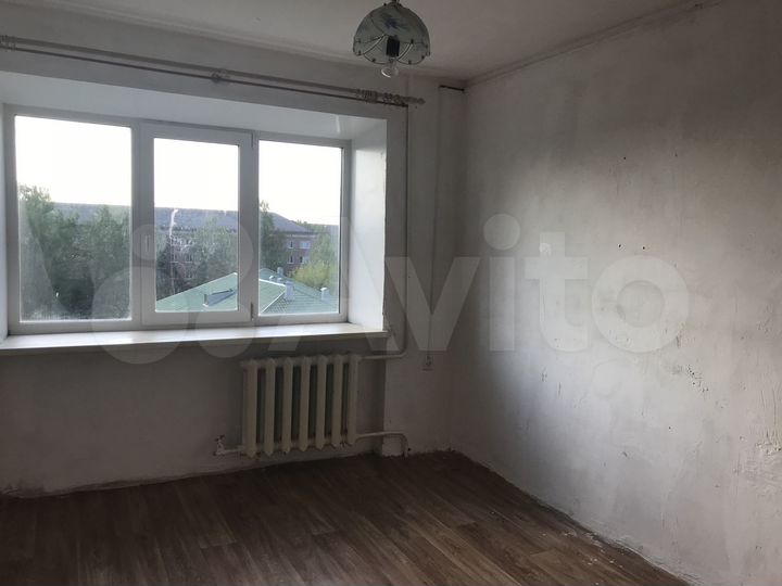 Комната 13 м² в 5-к., 5/5 эт.