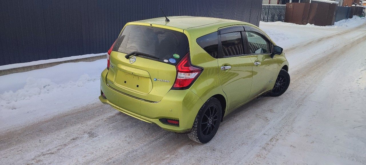 Nissan Note: фото владельца