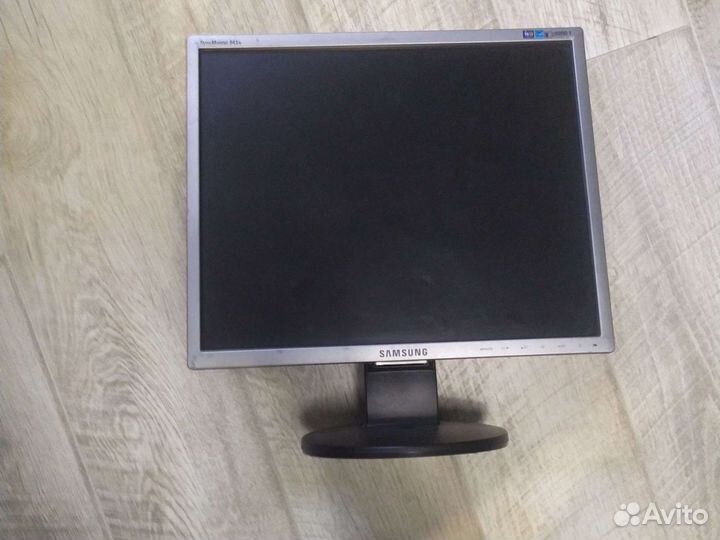 Монитор samsung 943 n