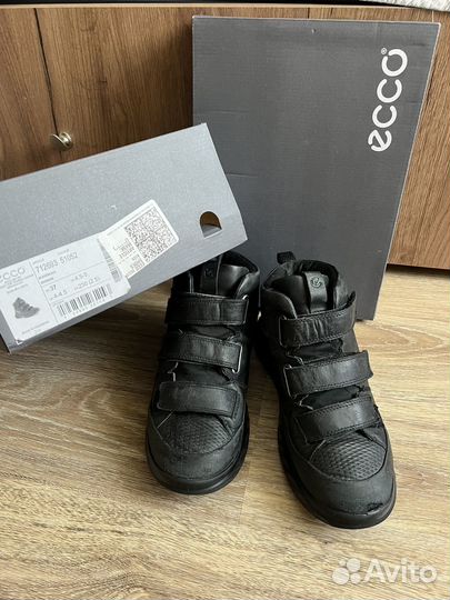 Ботинки ecco 37 для мальчика