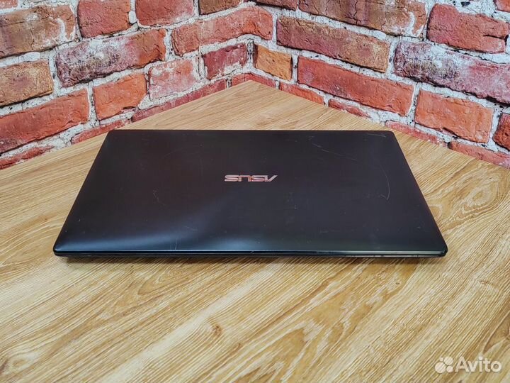 Тонкий Asus Celeron N2830/8Gb/SSD/15.6