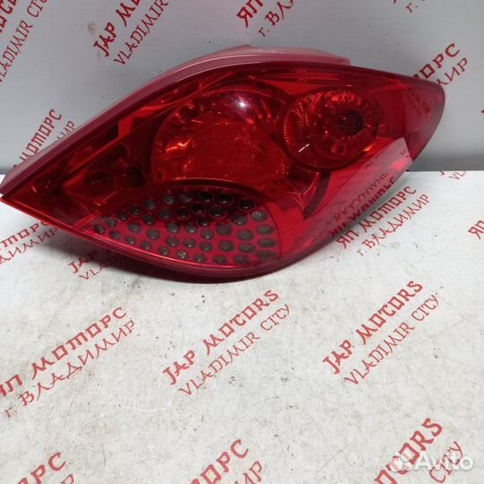 Фонарь задний задний правый Peugeot 207 EP6DT