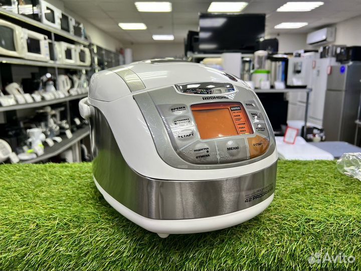 Мультиварка redmond RMC-M70, Новая