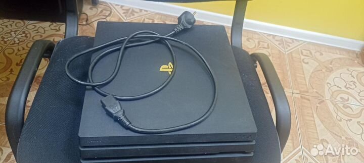 Игровая приставка Sony PlayStation 4 Pro