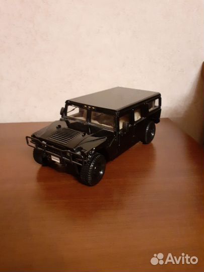 Модель автомобиля Maisto Hummer H1(Humvee)