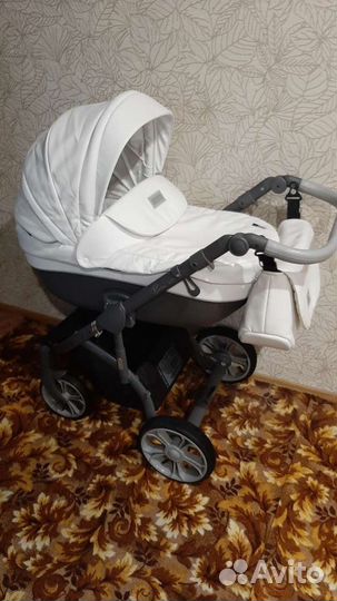 Коляска Roan Bass Soft LE 2 в 1