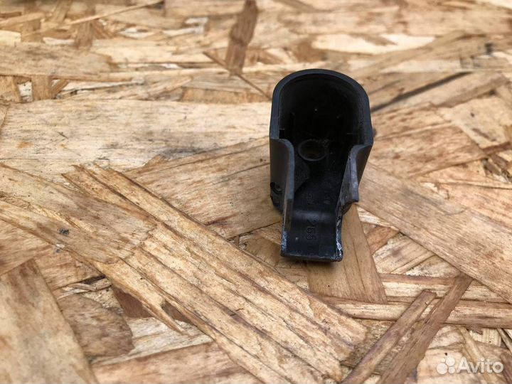 Форсунка омывателя заднего стекла Land Rover