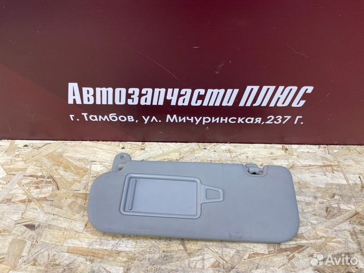 Козырек солнцезащитный левый Kia Ceed