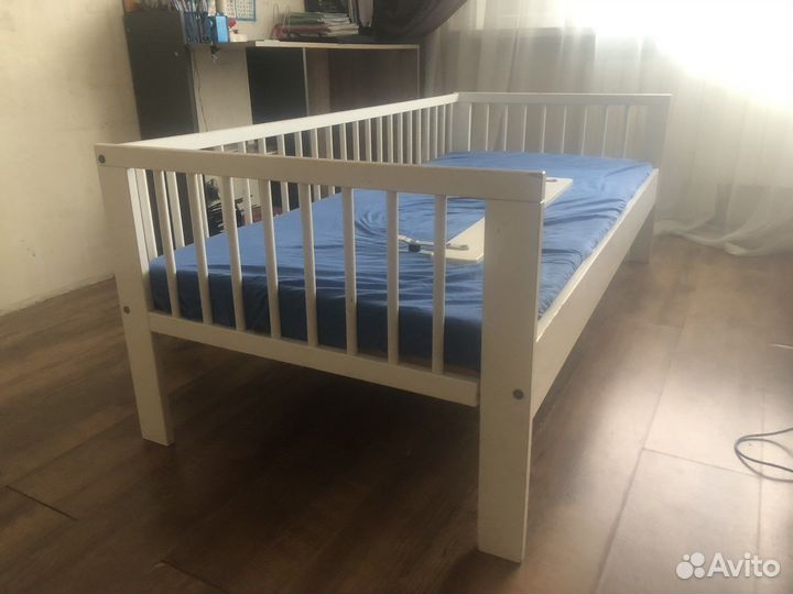 Детская кровать IKEA с матрасом