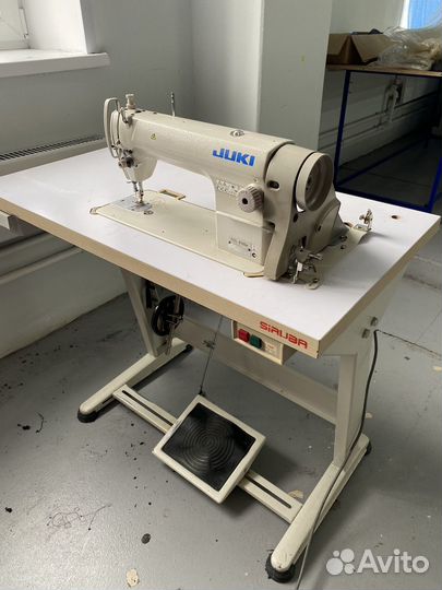 Прямострочная швейная машина Juki DDL-8100e