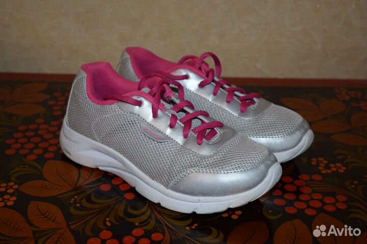 Кроссовки для девочки 34 размер