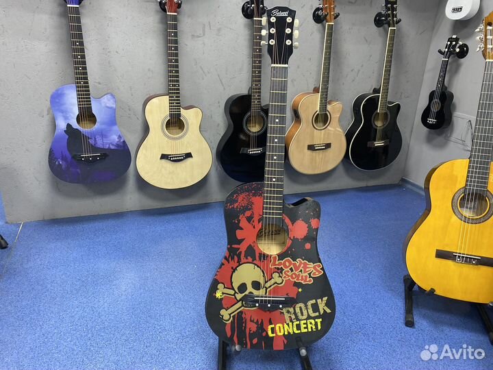 Акустическая гитара с принтом (Rock)
