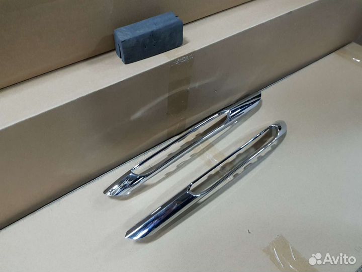 Рамка противотуманной фары Mercedes W212